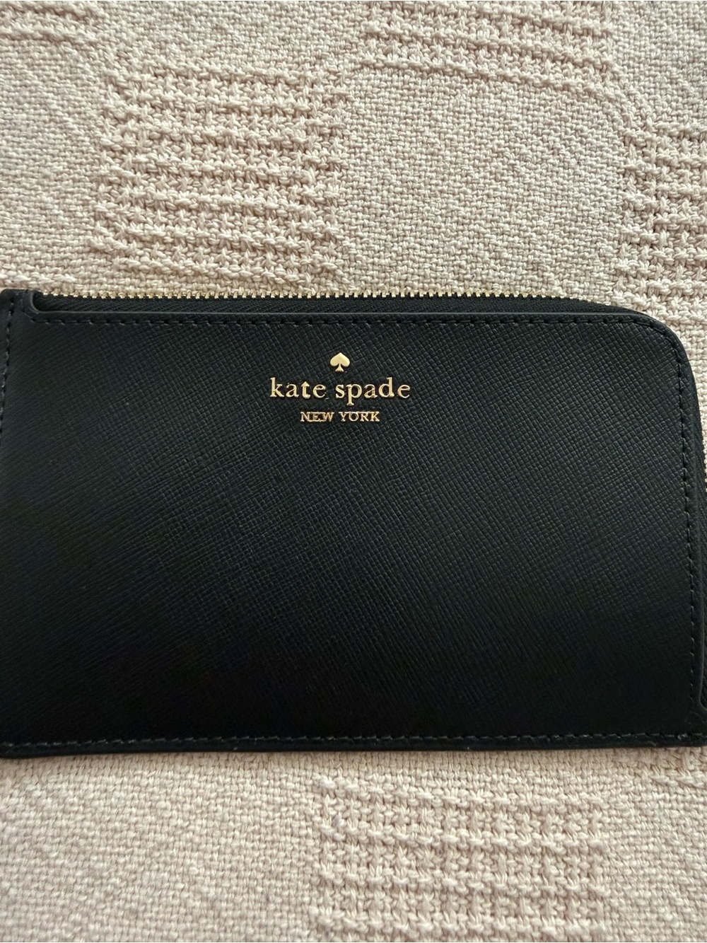 kate spade Black Saffiano Zip Card Case with Gold Logo - Picture 2 of 5